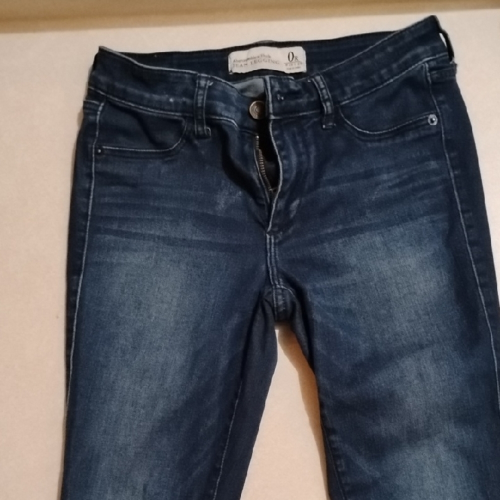 Abercrombie & Fitch Dark Blue Skinny Jeans